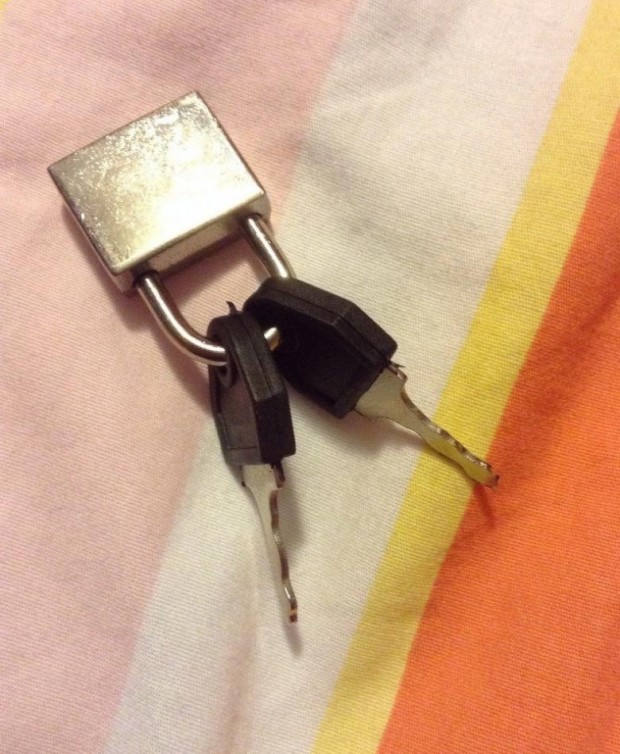2. Anahtarı kaybetmemek için ondan tamamen vazgeçmek :)