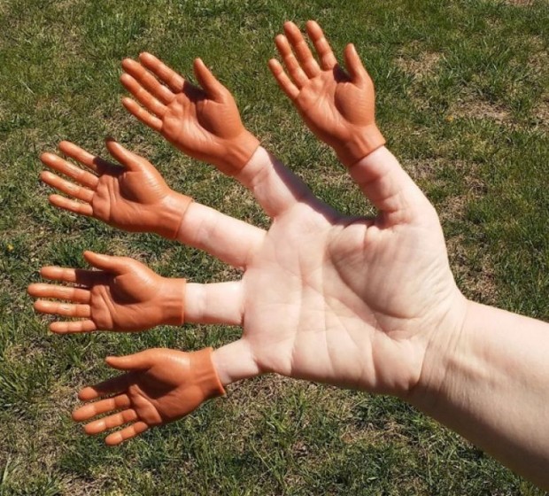 6. Parmaklarınızı çoğaltmak için kullanabileceğiniz parmak kuklaları
